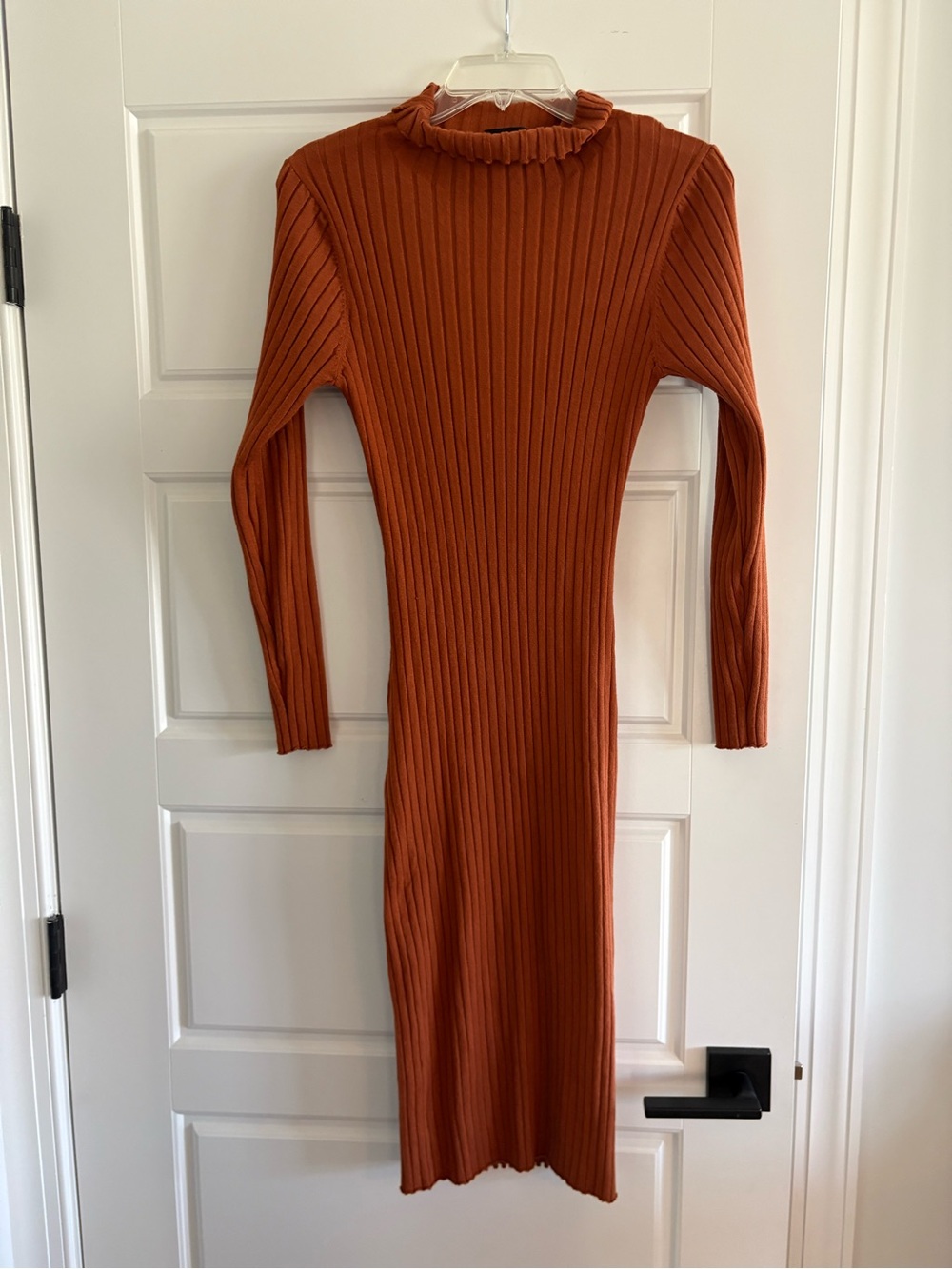 Ribbed Long-Sleeve Midi Dress in Rust